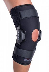 Donjoy deluxe hinged knee oa brace